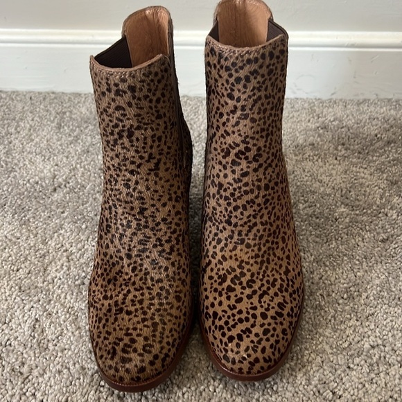 Madewell Laura Chelsea Boot in Spotted Calf Hair - Picture 7 of 10